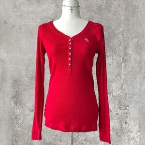 2004 Vintage Abercrombie & Fitch Red Henley Long Sleeve Button Up Top Size Large